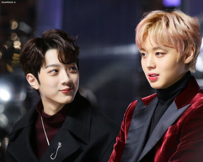 赖冠霖 LaiKuanLin 朴志训 ParkJiHoon Wanna One 罐昏