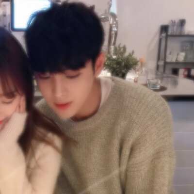 手动@黎恩阿 这个小姐姐 你要的图.
自截自调 二传注明
甜筱.