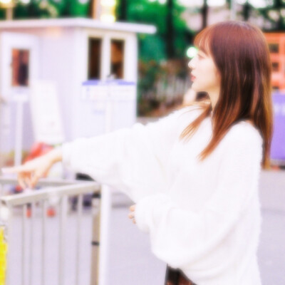 手动@黎恩阿 这个小姐姐 你要的图.
自截自调 二传注明
甜筱.