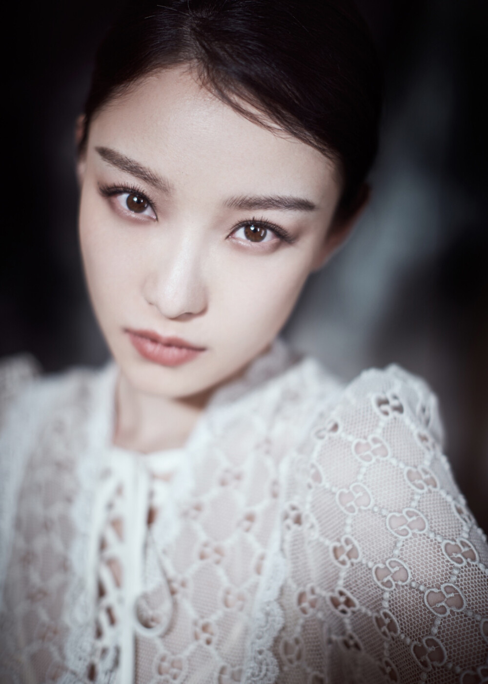 美图系列#倪妮#倪妮微博之夜@倪妮v 喵总一袭@gucci 米色长裙外搭