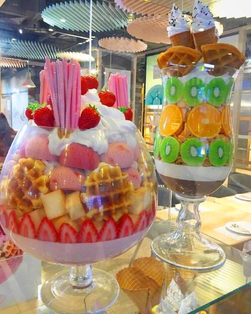 は蛋｜泰国Mo&Moshi冰淇淋店的超级巨盆冰