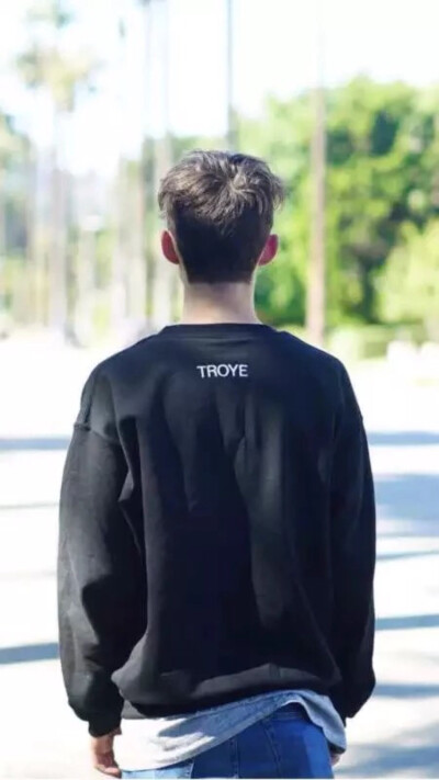 troye sivan
