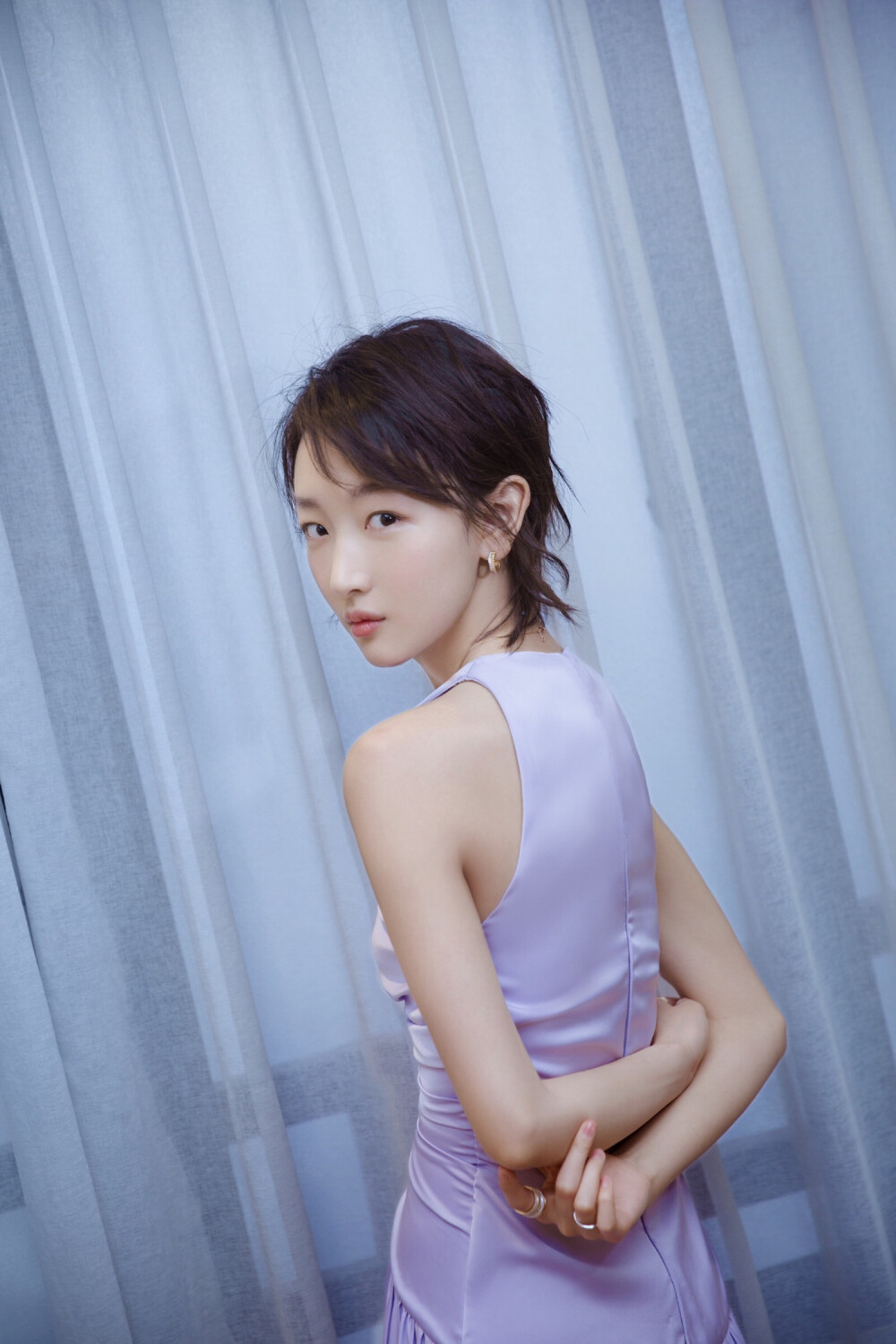 #美图系列##周冬雨# @周冬雨 亮相Boucheron… - 堆糖，美图壁纸兴趣社区