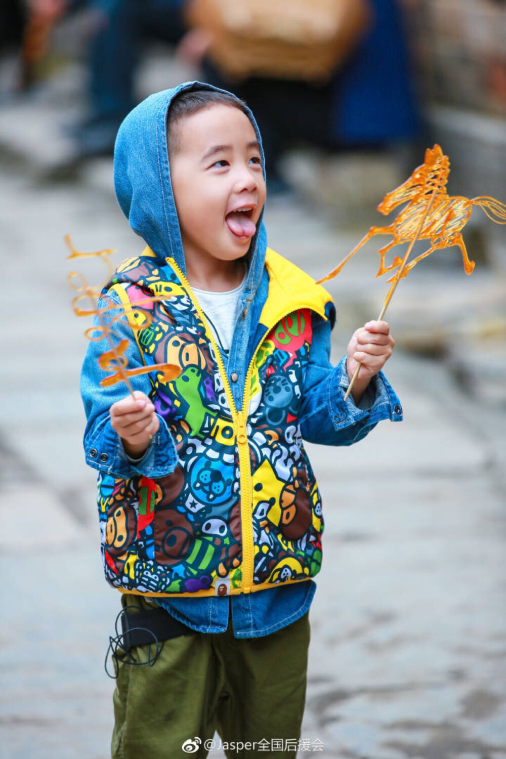 child & smile. Jasper