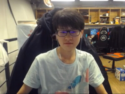 甜甜田野小可爱