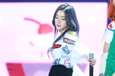 160907 平昌冬奥演唱会
cr.ThinkB329