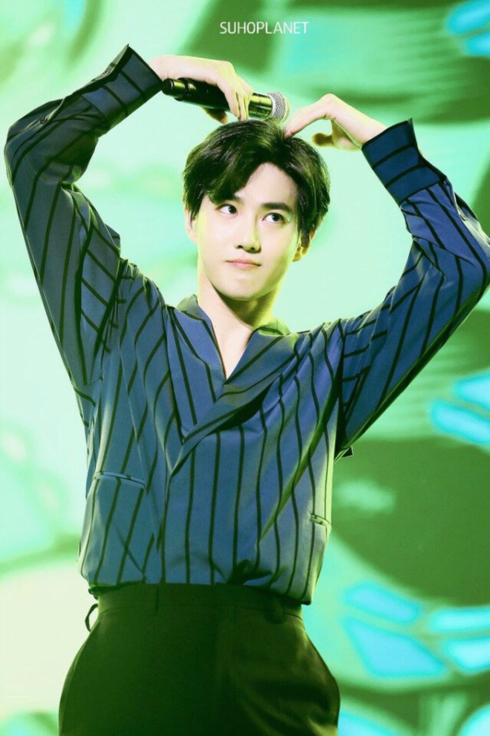 EXO 金俊勉 SUHO