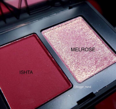 眼影｜NARS Eyeshadow Ishta & Melrose 纳斯全新双色眼影盘全新配色 Ishta & Melrose，最讨喜的酱梅子色势头赶超人气的吉隆坡盘，可咸可甜说的就是它吧，用这一盘就可以满足约会、出街、日常任何场合的桃花美感，人…