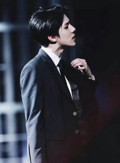 EXO专卖店辰一.吴世勋[拿图收藏点赞谢谢]