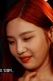 夜 久 灯 花 落 薰 笼 香 气 微