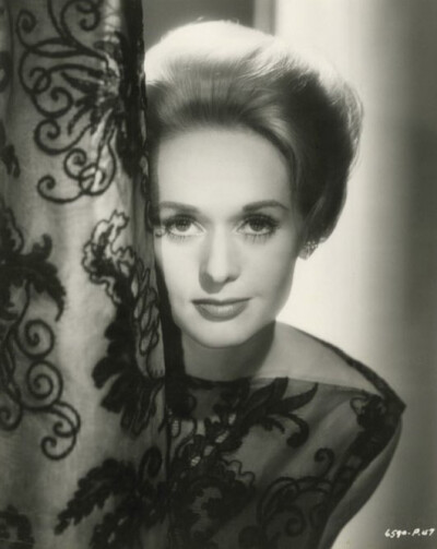 蒂比·赫德伦Tippi Hedren