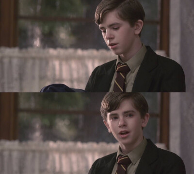 盛世美颜（Freddie Highmore