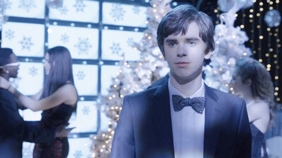 转自微博侵删（Freddie Highmore