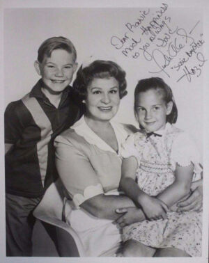 雪莉布思
        第25届奥斯卡影后签名照