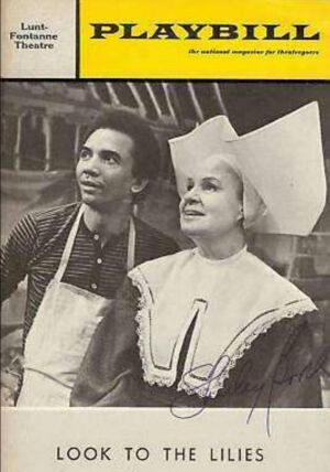 雪莉布思
        第25届奥斯卡影后签名照