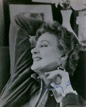 雪莉布思
        第25届奥斯卡影后签名照