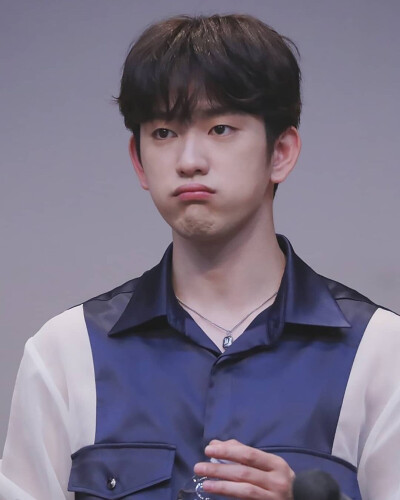 朴珍荣JinYoung