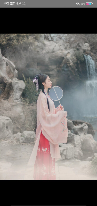月是天下客 君是人间绝色