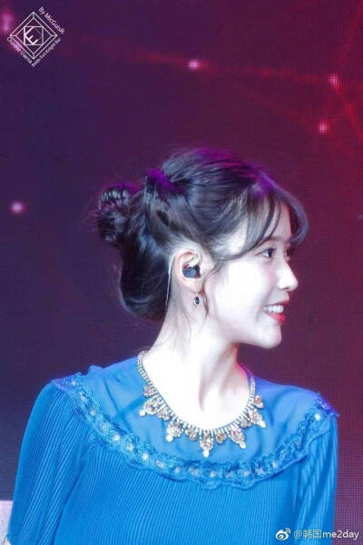 IU