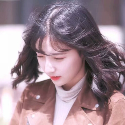 拿图点赞or评论，