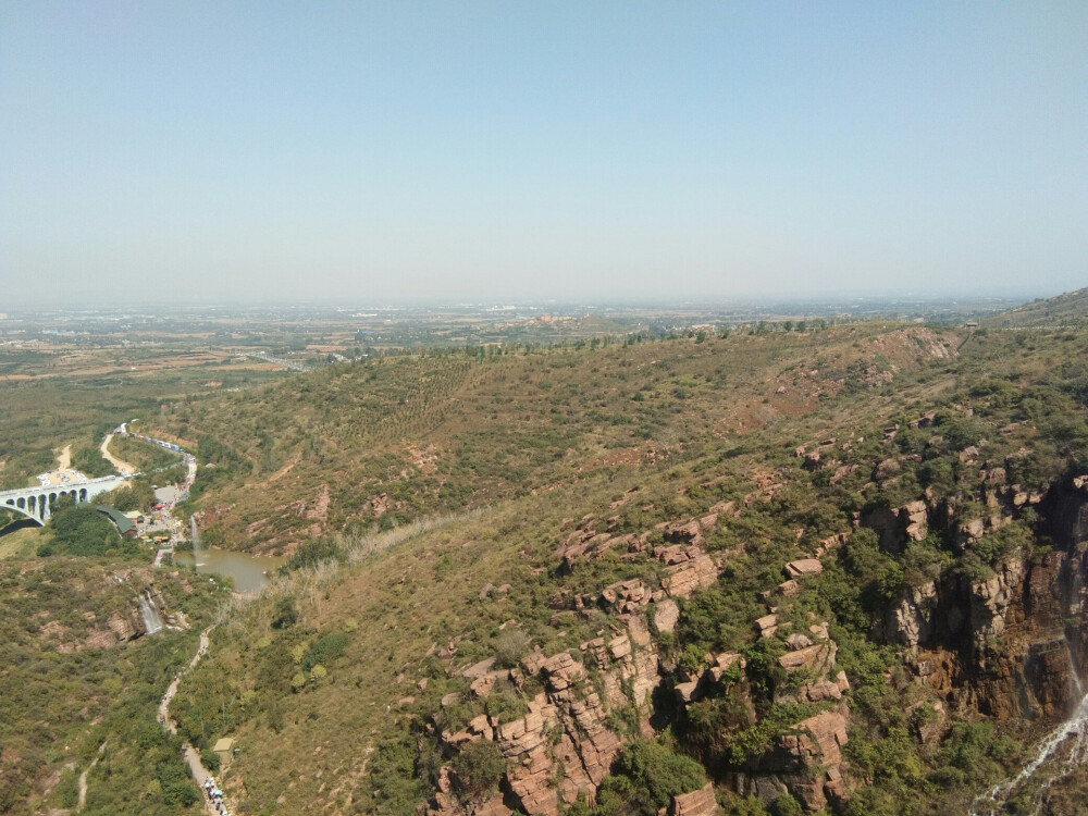 万安山大峡谷