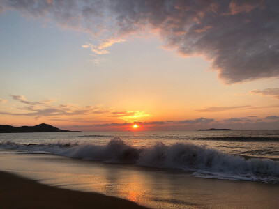 海边的日出