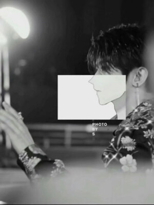 蔡徐坤精致的漫画脸！！