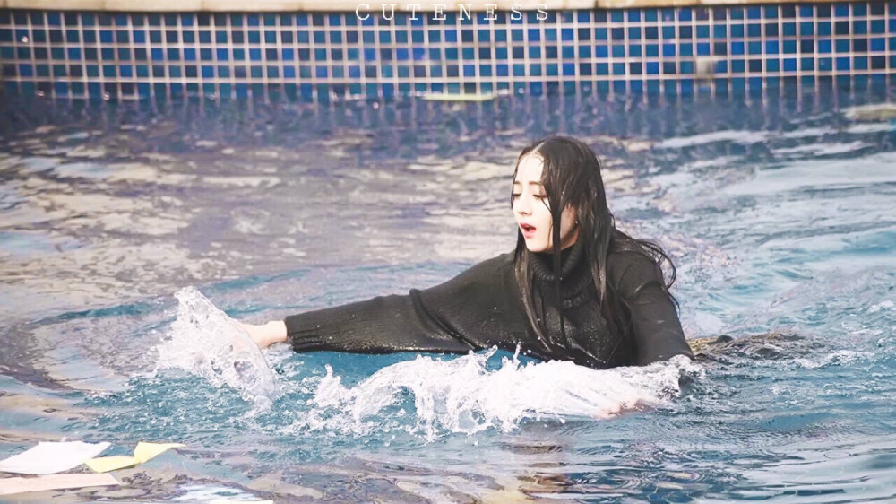 cr：阔耐耐_
迪丽热巴克拉恋人高雯