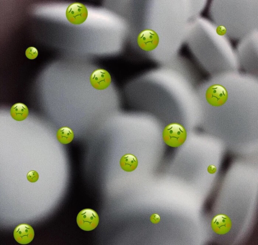 背景图
Weibo：头像巨丑