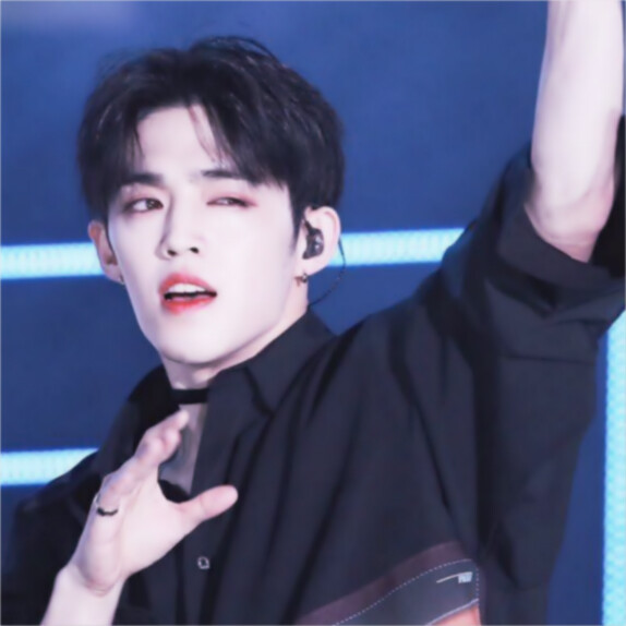 自截崔胜澈头像
素质拿图
拿图关注
二传cr蚊砸
