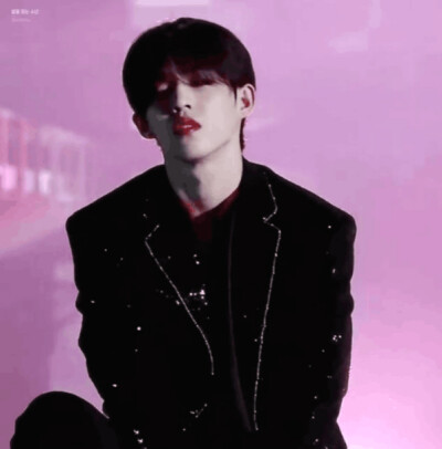 自截崔胜澈头像
素质拿图
拿图关注
二传cr蚊砸
