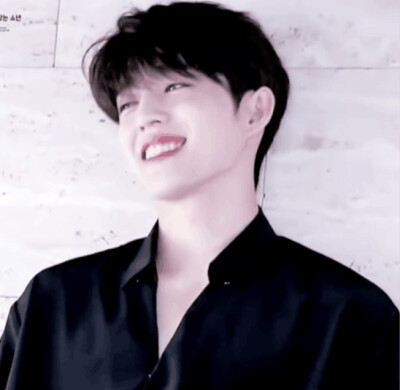 自截崔胜澈头像
素质拿图
拿图关注
二传cr蚊砸
