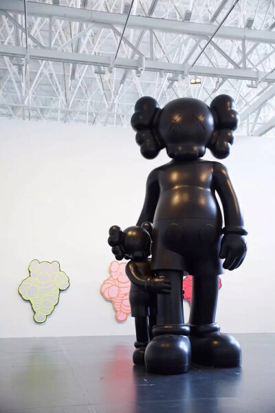 KAWS