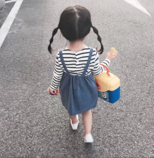 喜欢的人的背影 一眼就能认出来