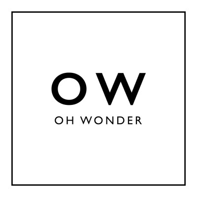 Drive-Oh Wonder
“突然想坐火车了，一定要靠在窗边，这样便可以避开旁人奇怪的东张西望的眼神，一定要带上耳机，这样就听不到车厢里琐碎的声音。我知道火车要开向何方，也知道何时到达，很重要很幸福的一件事就是…