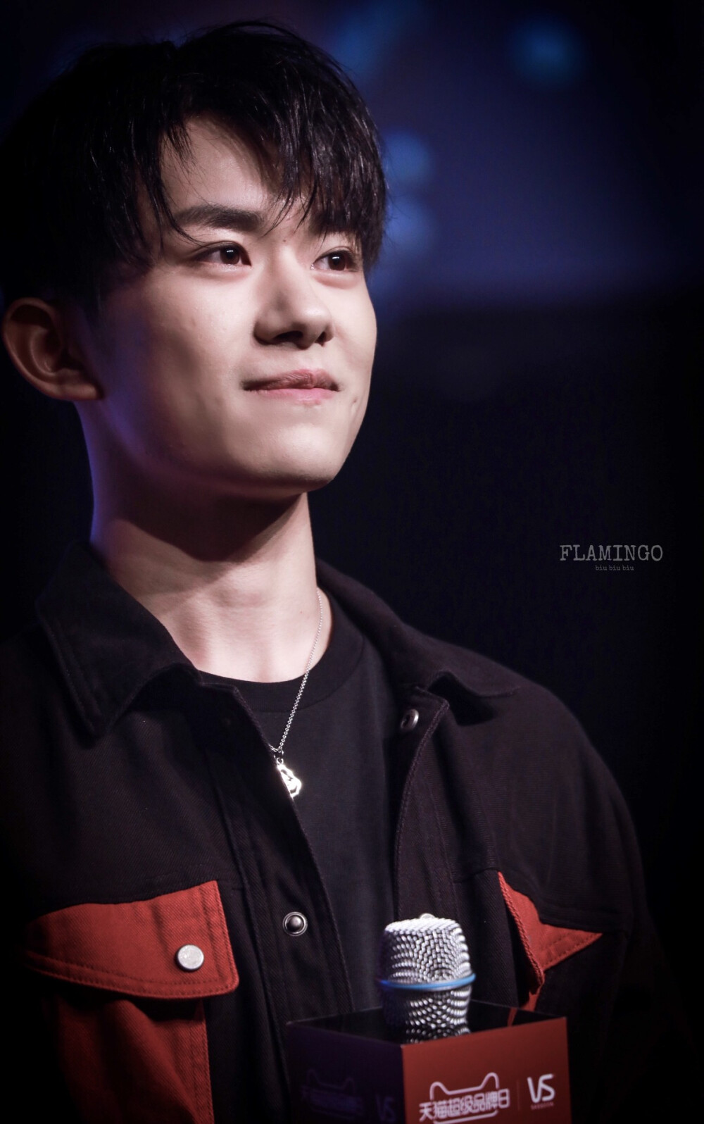 易烊千玺tfboys沙宣全球代言人高清帅气