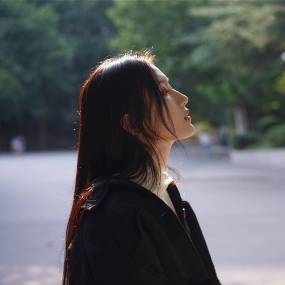 女头高清小清新简约半身意境の季懿苏