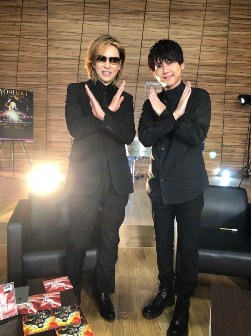 YOSHIKI 梶裕贵 ​