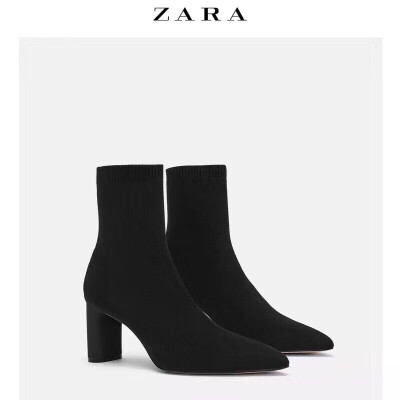 【Zara*袜靴】
虽然比zara另外鞋子的价格要高出很多
但是这款品质高出的不是一点点 鞋型材质都很棒
尖头显腿长靴筒部分的布料特别贴 弹力超大显腿细
有黑色跟和金属跟 我自己买的金属跟 (๑'ᴗ')ゞ