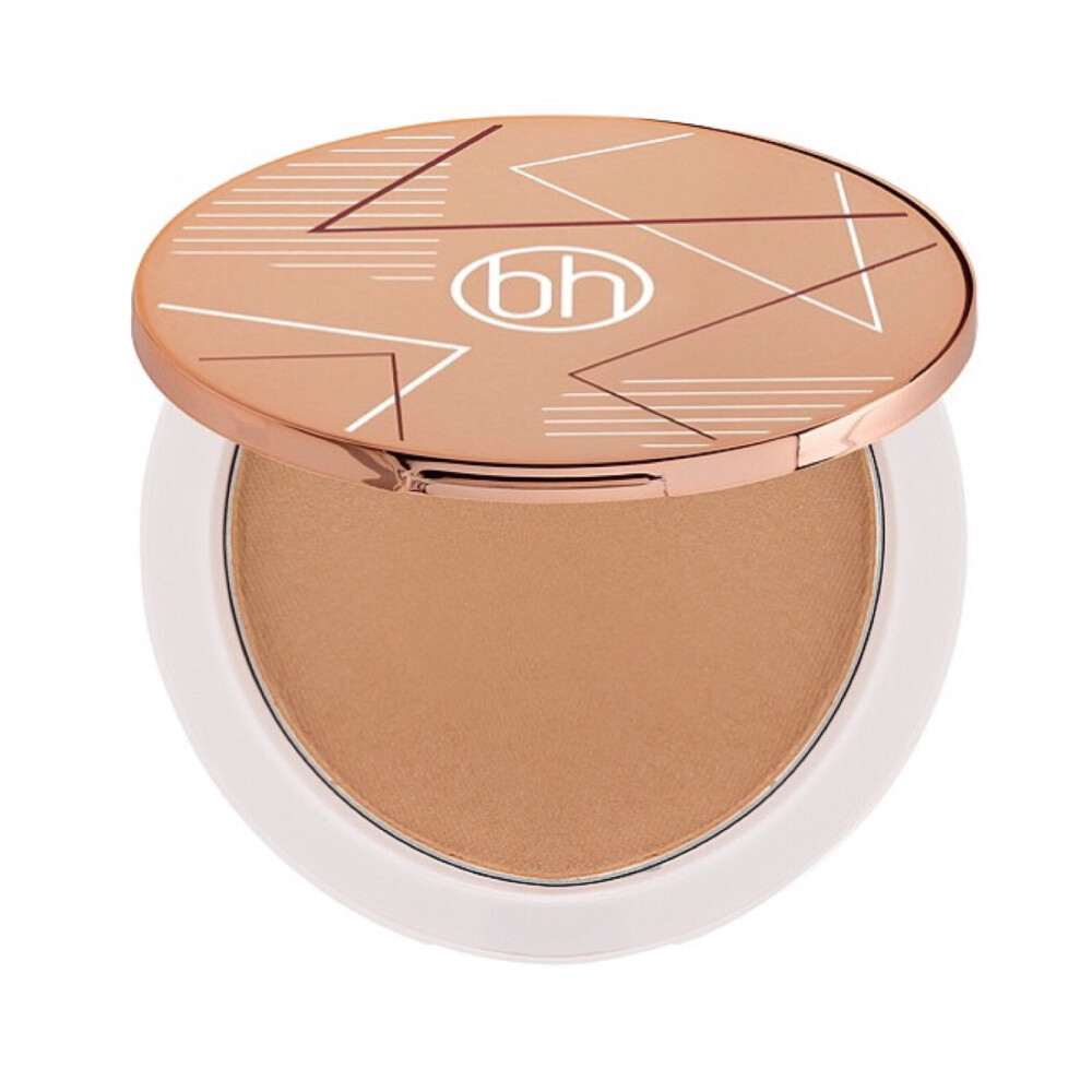 BH Cosmetics Brilliance Bronzer "Golden Gal"
$10