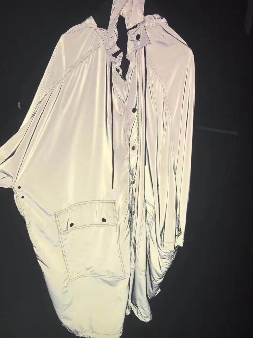 巴黎世家爆款！特殊材料，晚上夜光！ 万圣节感觉很好用[Smirk] 2674