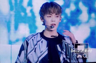 181007 Asia Dream Concert
康裕瓒
cr @BehindofU_1231
