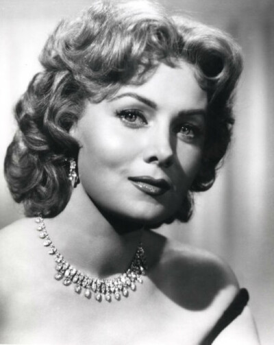 蓉达·弗莱明Rhonda Fleming