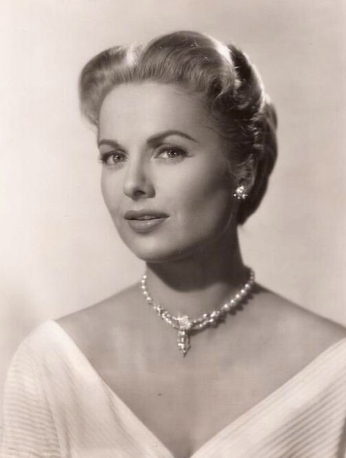 玛莎·赫耶Martha Hyer