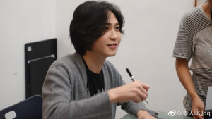 剪短了头发的含光太乖巧可爱了！