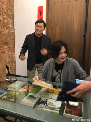 剪短了头发的含光太乖巧可爱了！