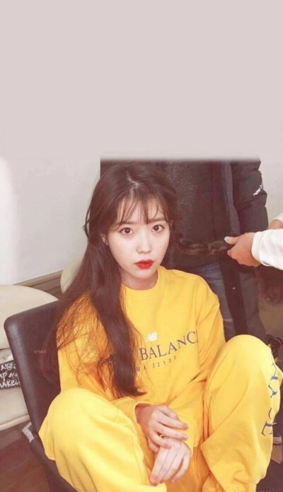 IU