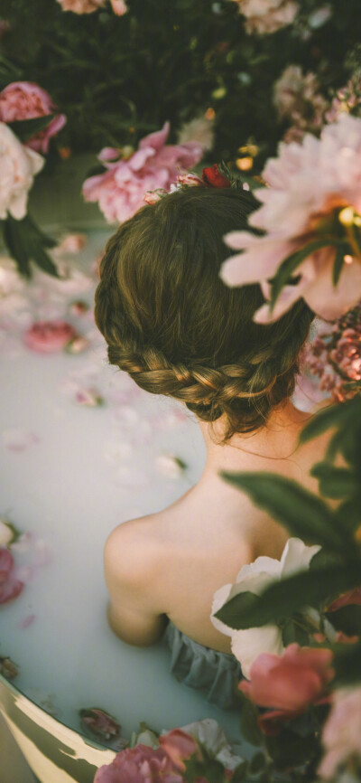 欧美 黑白 街头 意境 nike 潮流 纹身 手机壁纸 头像 封面 无水印高清图片 iPhone