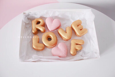 字母造型马卡龙