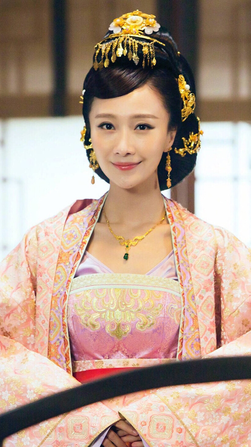 将军在上张贵妃肖涵饰